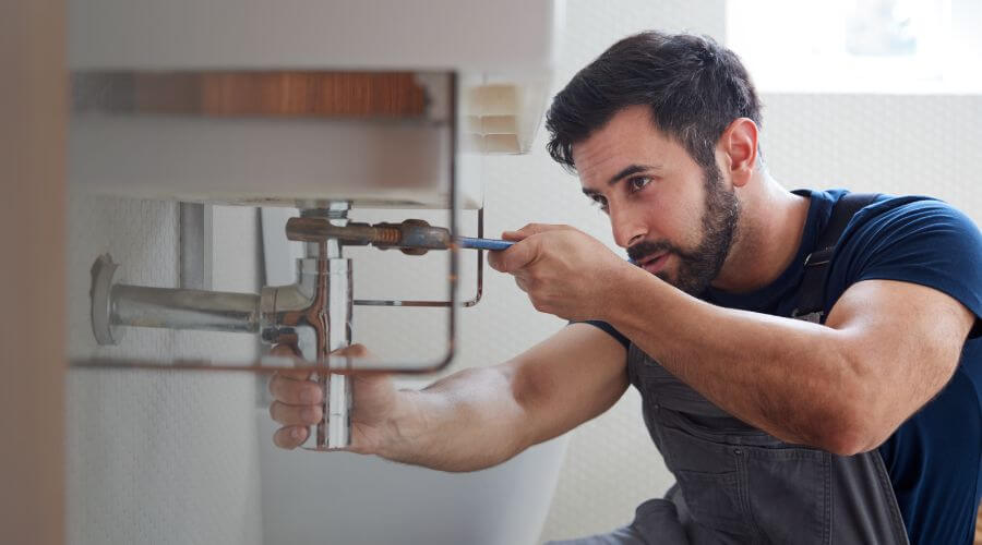 Garbage disposal repair in Reardan, WA
